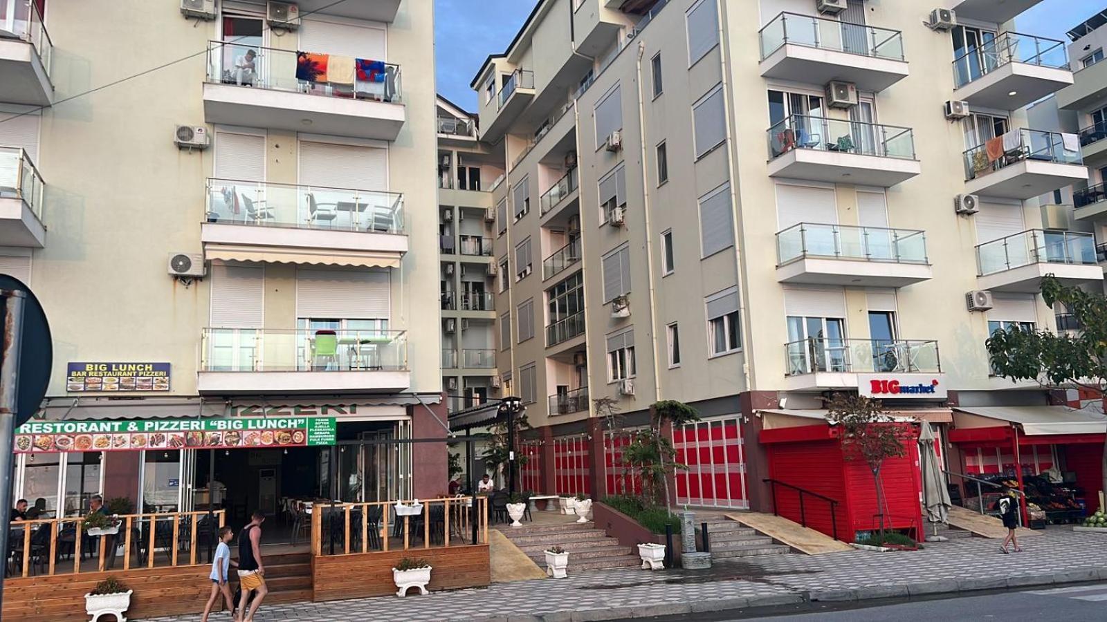 Holiday Shengjin Kune Шенгін Екстер'єр фото
